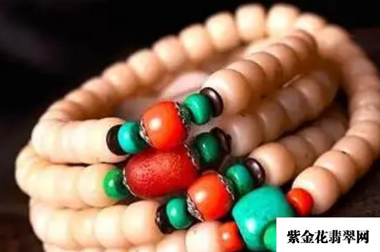 菩提戴左手还是右手
